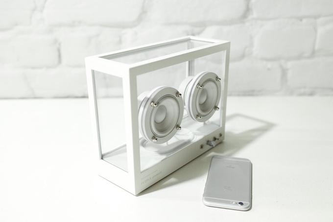 Small Transparent Speaker: Thoughtfully-designed speaker