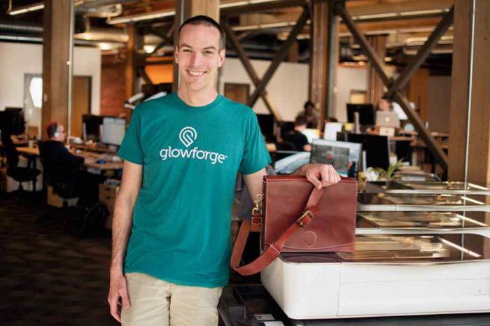 3D printing startup Glowforge launches the much anticipated 3D laser printer that made crowdfunding history