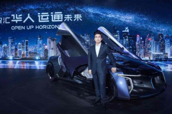 Chinese startup Human Horizons unveils a demo of the world's first urban road autonomous driving