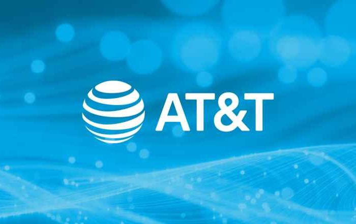 Pakistan man accused of bribing AT&T employees to unlock millions of phones by installing malware on the company's network; faces 20 years in prison