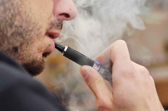 E-cigarette vaping linked to lung cancer in mice, researchers find