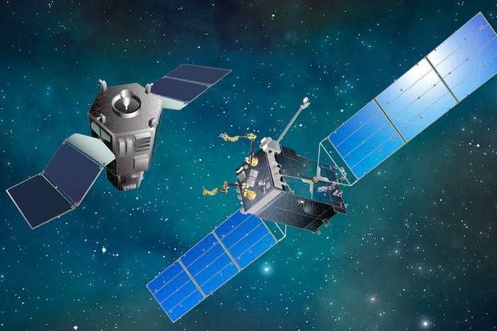 Low orbiting satellites for broadband internet service face challenges amid funding concerns and competition