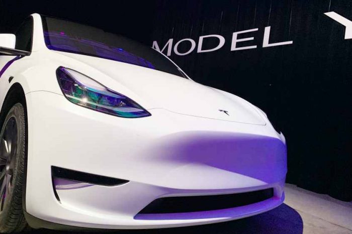 Elon Musk teases a video of Tesla Model Y luxury SUV