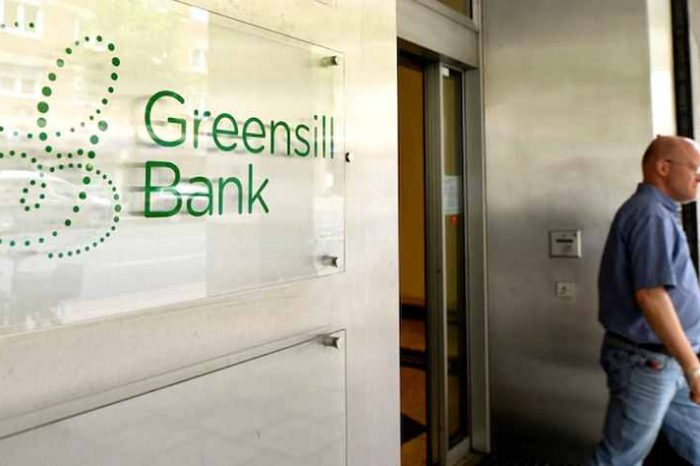 London-based Greensill Capital, a FinTech startup backed by SoftBank with $1.5 billion in 2019, faces bankruptcy and warns of defaults