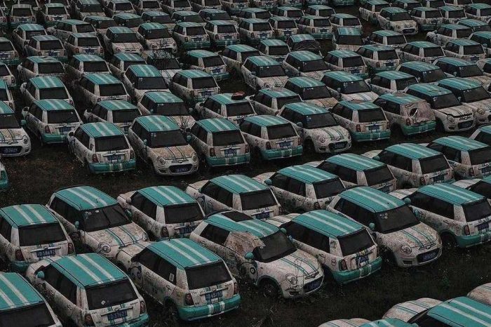 This Chinese EV tech startup left thousands of its electric cars to rot after filing for bankruptcy