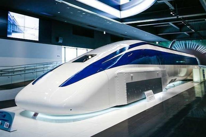 The world's fastest train ever built: Watch the physics behind the 375 miles/hour maglev train