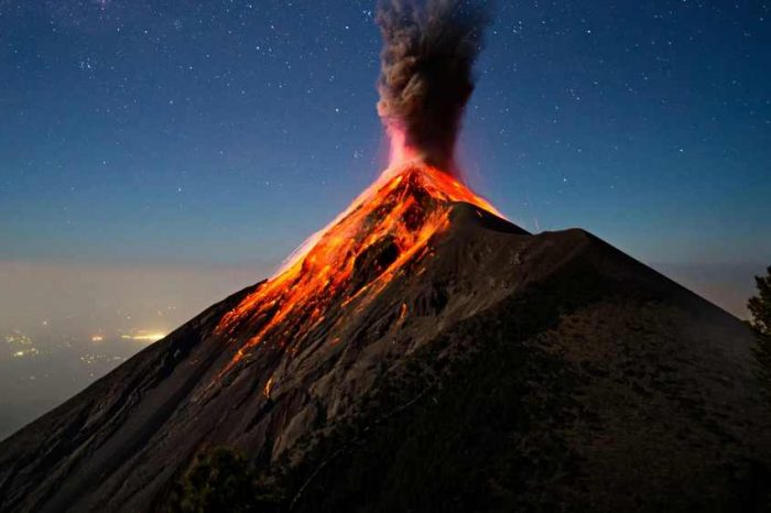 El Salvador becomes the first country to mine bitcoins using energy from volcanoes