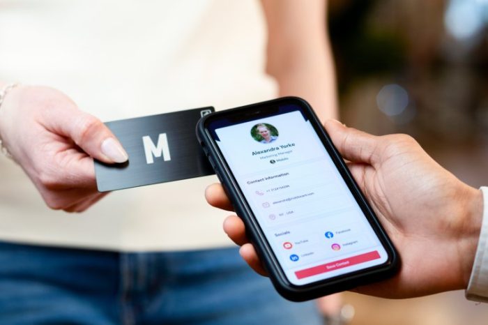 Mobilo raises $4.1M to revolutionize business networking and eliminate millions of business cards thrown away every year