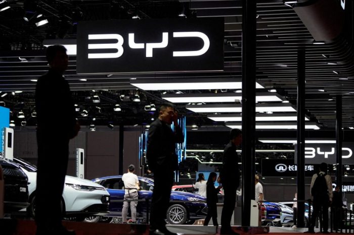 BYD unveils new hybrid that can drive non-stop for over 2,000 kilometers without recharging or refueling