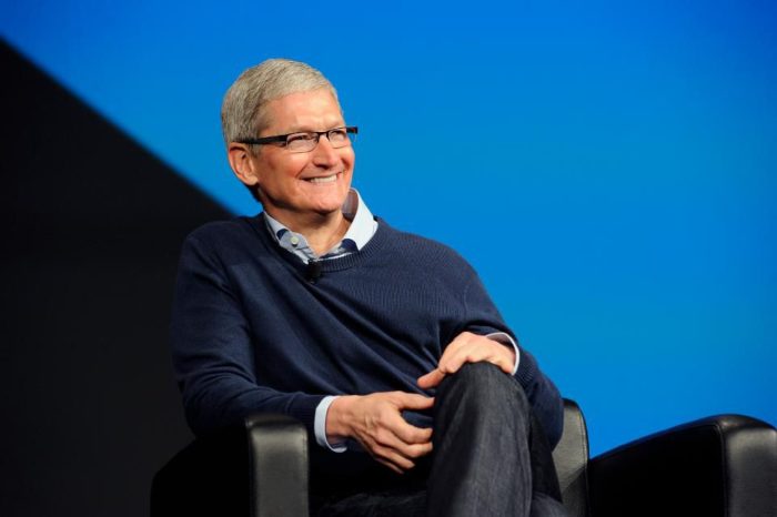 Apple breaks record for biggest ever company profit despite iPhone sales fall; stock pops