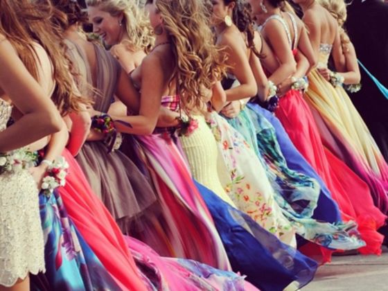 Startup PromSocial launches app to disrupt the prom industry and revolutionize the way teens share their prom experience.