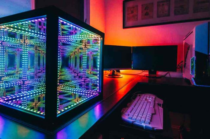 Lighting company startup Hyperspace launches a crowdfunding campaign to build HyperCube, a luminous art with fusion of Technology, Art, Function, and Form