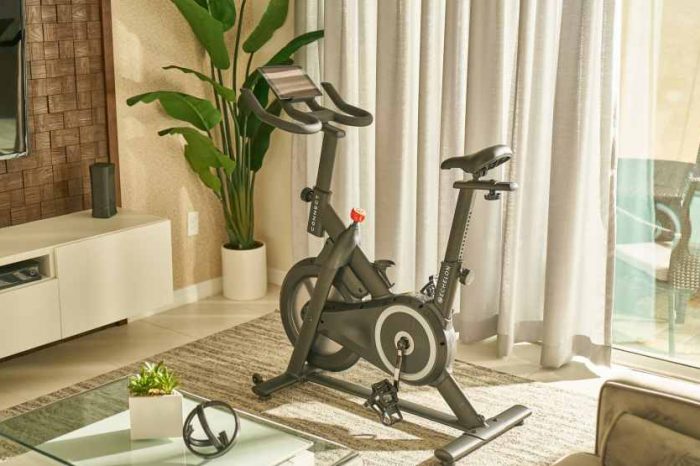 Amazon takes on Peloton with its new $499 connected Echelon Prime Bike. Is the Peloton $2000 bike still worth the money?