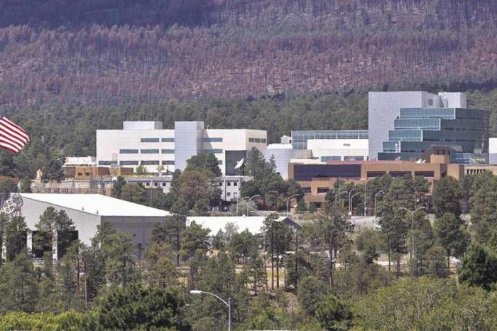 More than 100 top nuclear scientists with "highest security clearances" being fired from Los Alamos Lab due to vaccine mandate