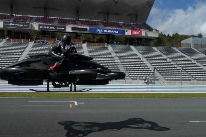 Forget about flying cars, this Japanese startup just unveils a hoverbike that can fly above public roads
