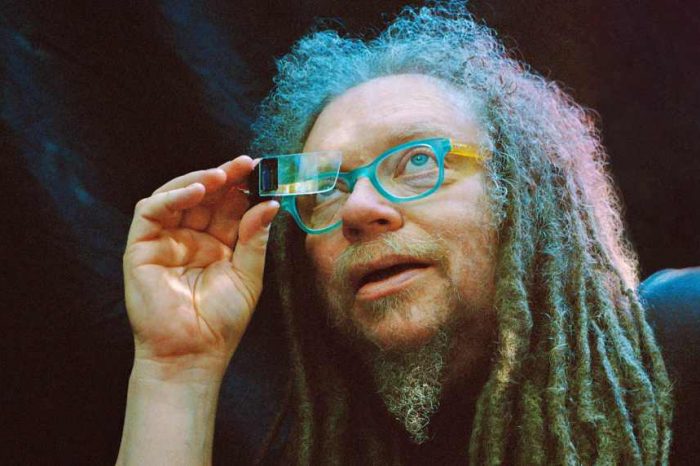 Father of virtual reality (VR) Jaron Lanier warns: Social media is dopamine that reprograms your brain; explains why you should delete your social media accounts