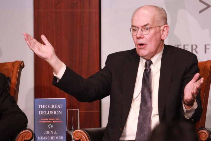 University of Chicago Professor John Mearsheimer gave the best advice to solve the Russia-Ukraine Conflict in 2015 but nobody listened, here's what he said