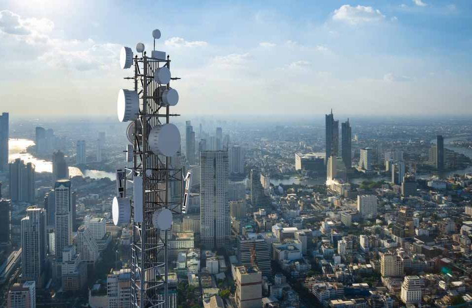 Is 5G really worth it? Should you buy a 5G phone now or wait?