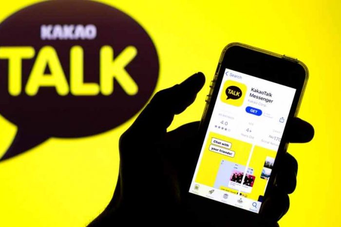 Co-CEO of South Korea's largest chat app Kakao resigns after mass outage locked 53 million users out