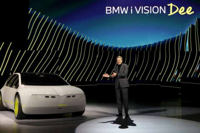 BMW unveils 'i Vision Dee,' a talking car with a 'digital soul' that shifts colors like a chameleon