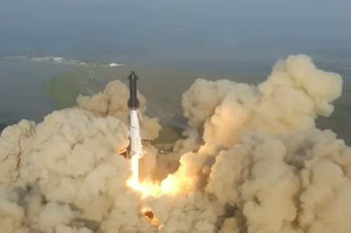 SpaceX's Starship completed its first fully integrated launch before exploding; Space called the test a success