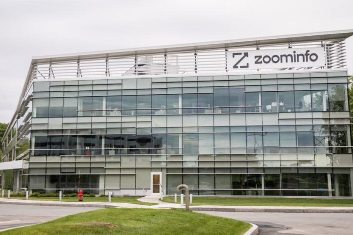 Is ZoomInfo in trouble? Here's why competition and customer sentiment may decide the company's fate