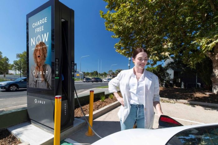 BlackRock-backed EV startup Jolt launches on-street chargers in UK
