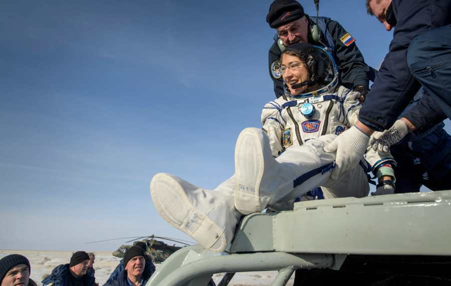 NASA astronaut returns to Earth on Russian Soyuz M-25 spacecraft