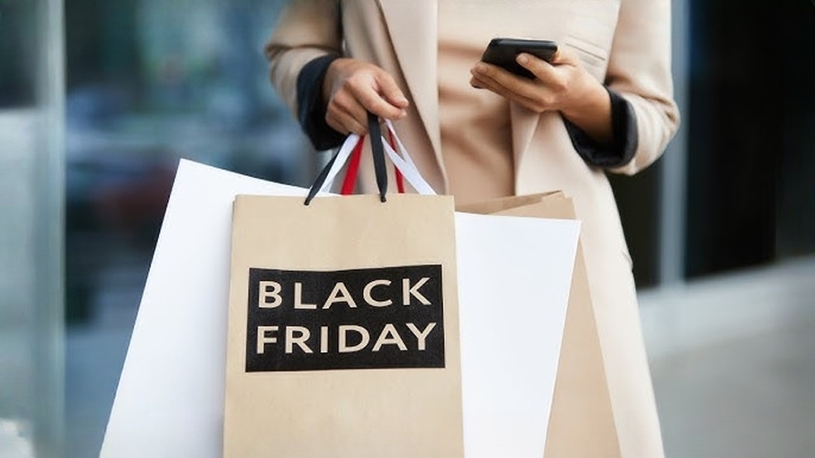 U.S. Black Friday online sales hit record $11.8 billion, driven by AI-powered deal hunting