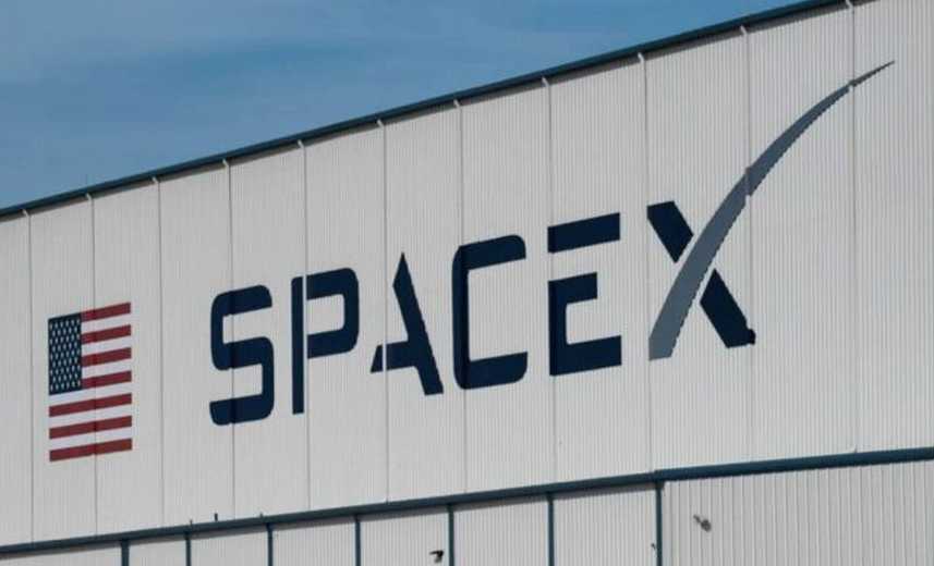 SpaceX eyes $800 billion valuation in secondary share sale as Musk signals possible IPO