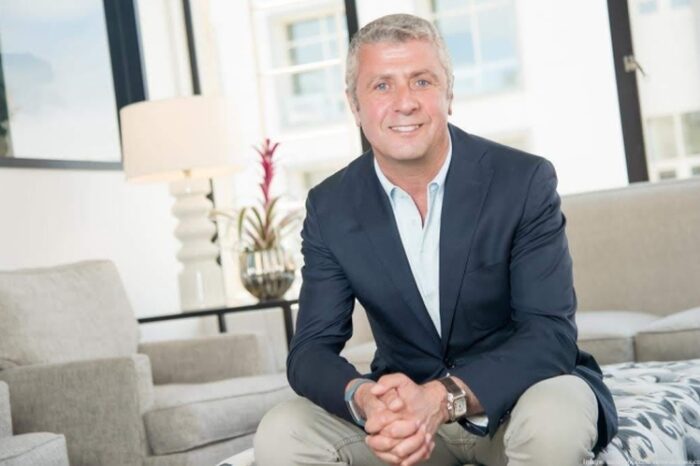 This founder quit a $1M consulting job to build a $5M ARR SaaS without funding and turned down a $10M buyout