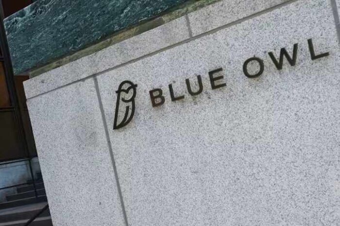 Blue Owl sells half its SpaceX stake at $1.25 trillion valuation for 10x return, co-CEO says