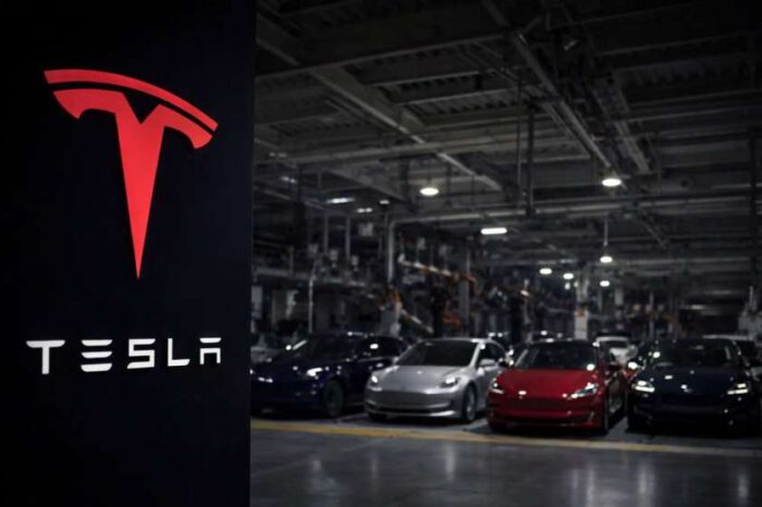Tesla heads toward its first cash burn in two years as AI spending hits $25 billion